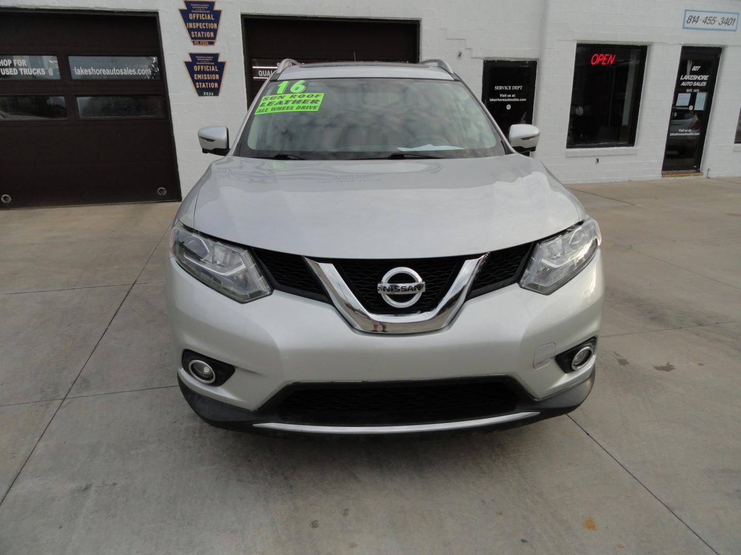 2016 Brilliant Silver Metallic /Jet Black Nissan Rogue SL AWD (5N1AT2MV7GC) with an 2.5L L4 DOHC 16V engine, CVT transmission, located at 827 W 26th Street, Erie, PA, 16508, (814) 455-3401, 42.105431, -80.090942 - Thanks for looking at our two-owner accident-free recent arrival. This is the SL model all-wheel drive with just about every item that was available in the 2016 model year and yes, I know it has a few miles but it's in like new condition and the engine was just recently replace with one that has onl- Photo#1