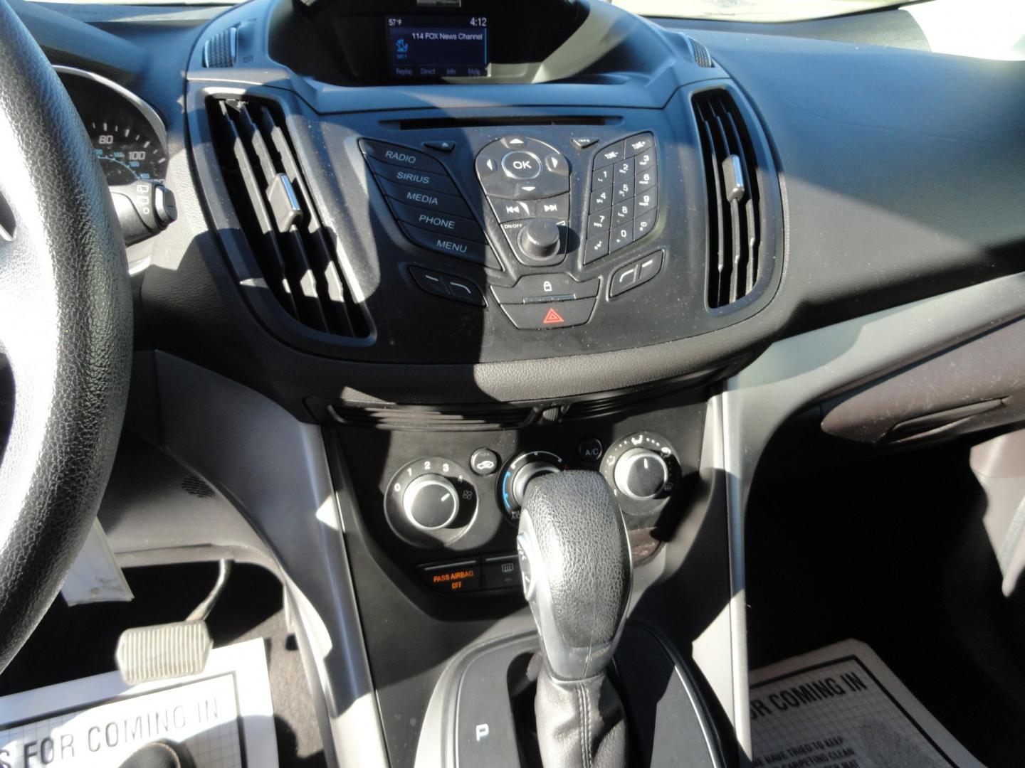 2015 Deep Impact Blue /Greystone Ford Escape SE 4WD (1FMCU9GX9FU) with an 1.6L L4 DOHC 16V engine, 6-Speed Automatic transmission, located at 827 W 26th Street, Erie, PA, 16508, (814) 455-3401, 42.105431, -80.090942- Photo#9