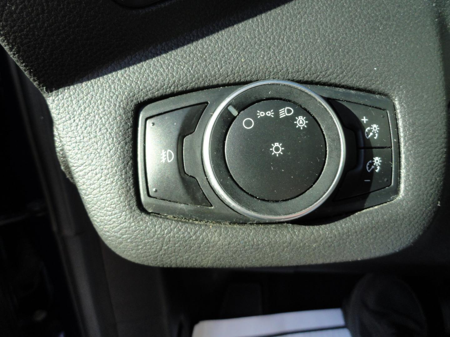 2015 Deep Impact Blue /Greystone Ford Escape SE 4WD (1FMCU9GX9FU) with an 1.6L L4 DOHC 16V engine, 6-Speed Automatic transmission, located at 827 W 26th Street, Erie, PA, 16508, (814) 455-3401, 42.105431, -80.090942- Photo#17