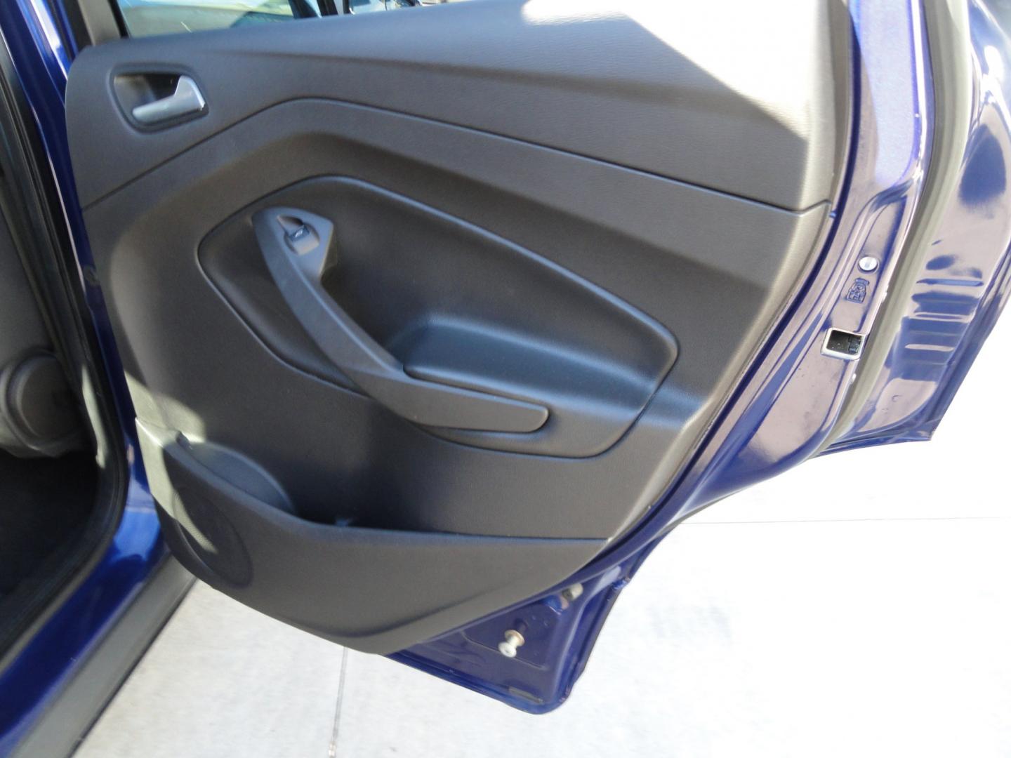 2015 Deep Impact Blue /Greystone Ford Escape SE 4WD (1FMCU9GX9FU) with an 1.6L L4 DOHC 16V engine, 6-Speed Automatic transmission, located at 827 W 26th Street, Erie, PA, 16508, (814) 455-3401, 42.105431, -80.090942- Photo#29