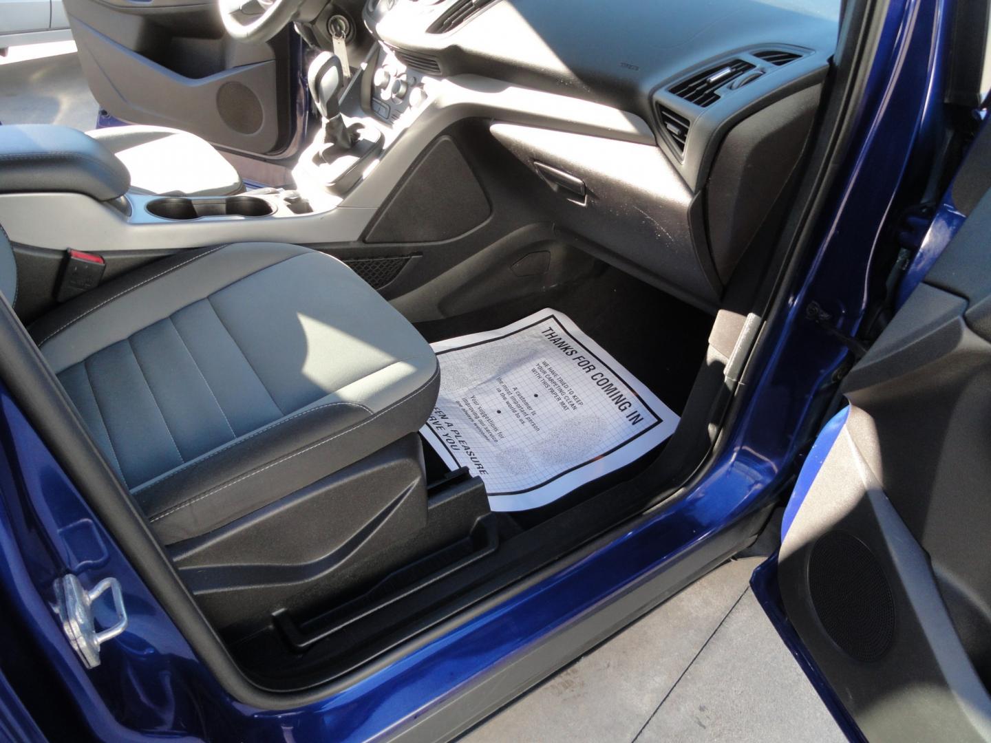2015 Deep Impact Blue /Greystone Ford Escape SE 4WD (1FMCU9GX9FU) with an 1.6L L4 DOHC 16V engine, 6-Speed Automatic transmission, located at 827 W 26th Street, Erie, PA, 16508, (814) 455-3401, 42.105431, -80.090942- Photo#30