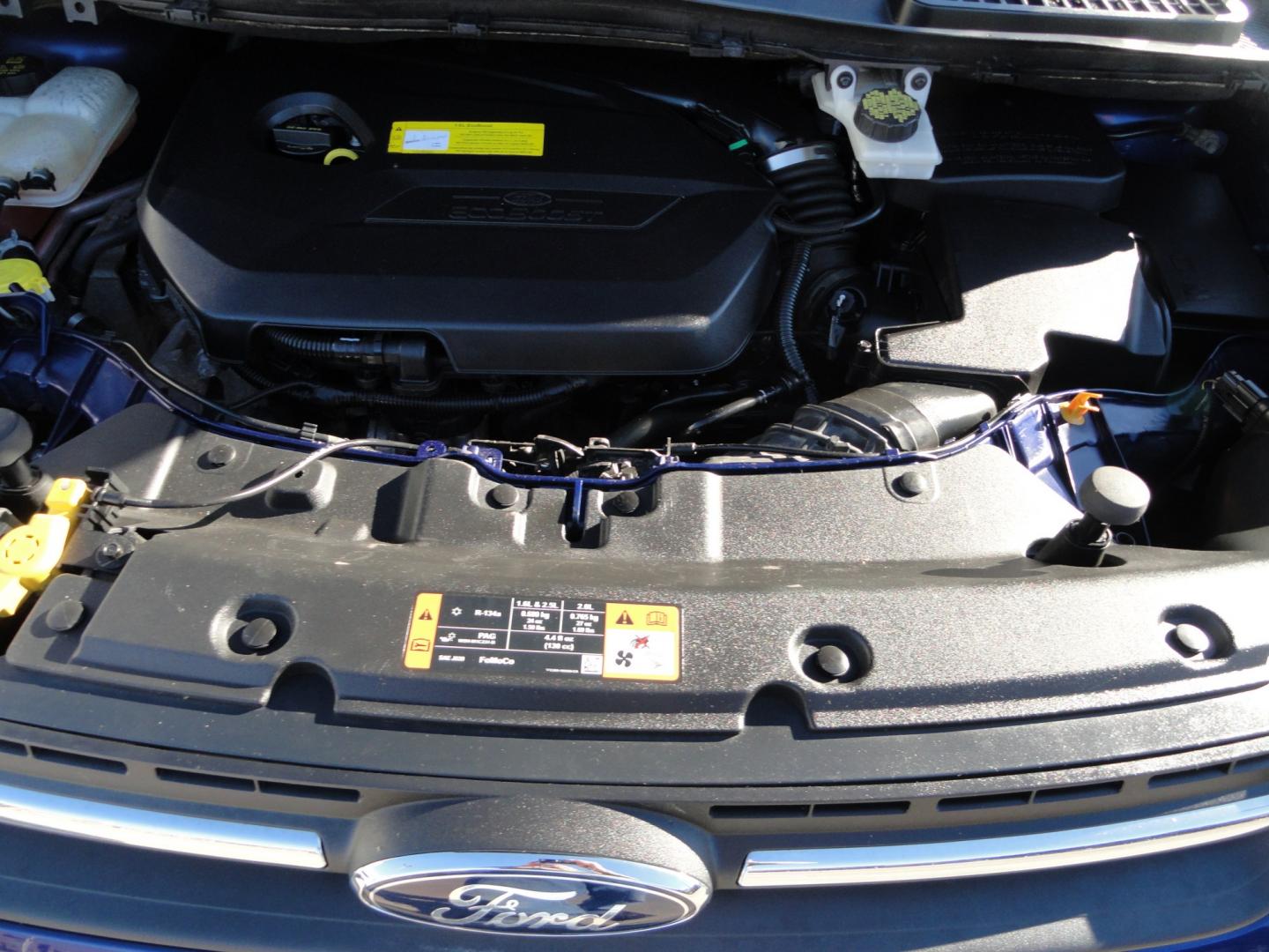 2015 Deep Impact Blue /Greystone Ford Escape SE 4WD (1FMCU9GX9FU) with an 1.6L L4 DOHC 16V engine, 6-Speed Automatic transmission, located at 827 W 26th Street, Erie, PA, 16508, (814) 455-3401, 42.105431, -80.090942- Photo#34